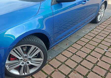 Skoda Octavia Combi 2.0 TDI DSG RS