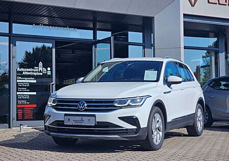 VW Tiguan Volkswagen 2.0 TDI SCR DSG Elegance AHK Navi Matrix