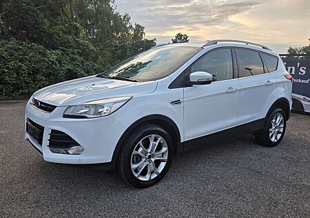 Ford Kuga 2.0 TDCI 4WD 4x4 Automatik Titanium Leder Navigati