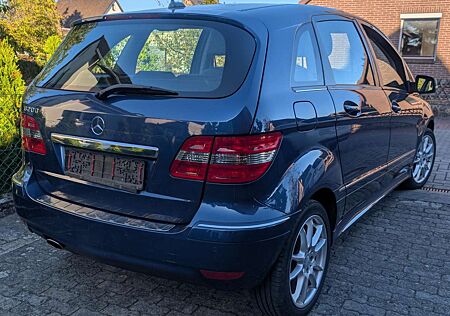 Mercedes-Benz B 200 Xenon Panoramadach