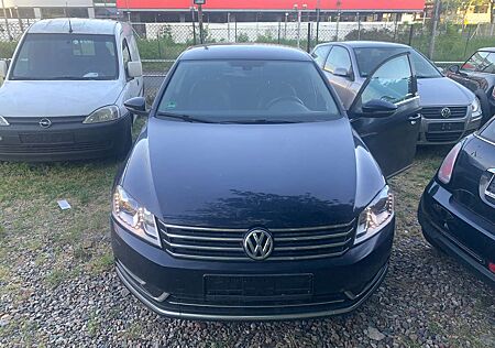 VW Passat Volkswagen Highline+Voll AusstattungRück kamera1Hand Euro5
