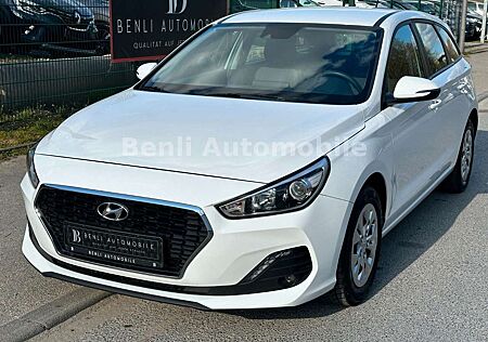 Hyundai i30 cw Select/KLIMA/LKA/START-STOP/TMP/SCHKHFT/
