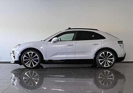Porsche Macan Turbo AHK Pano HUD ACC HA Lenkung 22 Zoll