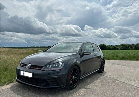 VW Golf GTI Volkswagen 7 Clubsport (2.0 TSI DSG BMT)