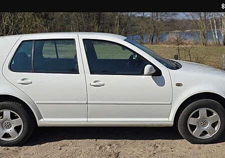 VW Golf Volkswagen 1.6 Garagenwagen