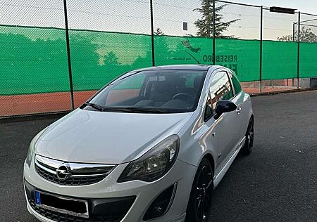 Opel Corsa Color Edition OPC Line