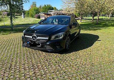 Mercedes-Benz CLA 180 (117.342)