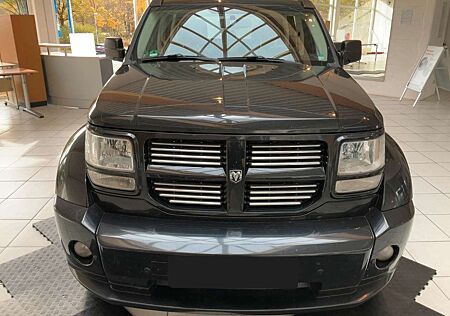 Dodge Nitro 4.0 V6 R/T Leder*Navi*Sitzhzg*S-Dach*AHK