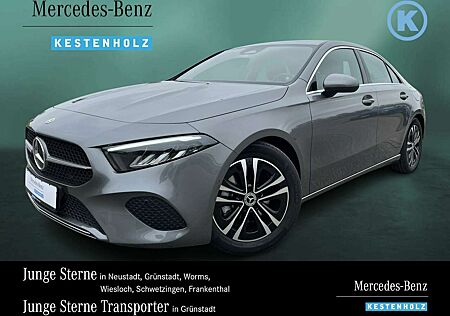 Mercedes-Benz A 200 Limo PROGRESSIVE+VOR-DISTR+KAMERA+LENKHZ LED