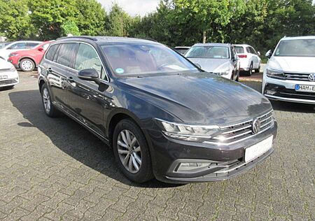 VW Passat Variant Volkswagen Business 2.0 TDI DSG NAVI AHK ACC PANO LED KAMERA