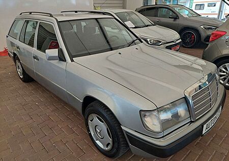 Mercedes-Benz 230 TE W124 Kombi Automatik Klima Schiebedach