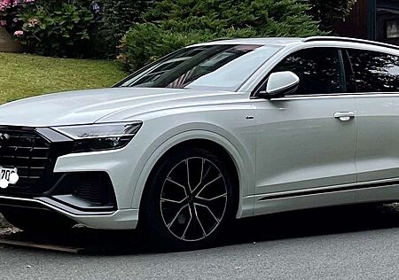 Audi Q8 50 TDI quattro