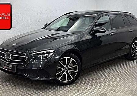 Mercedes-Benz E 200 T AVANTGARDE NIGHT PANO+MEMORY+KAMERA+LED+
