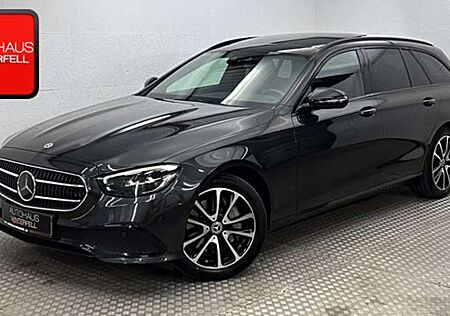 Mercedes-Benz E 200 T AVANTGARDE NIGHT PANO+MEMORY+KAMERA+LED+