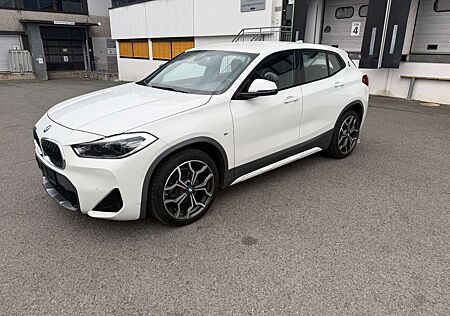 BMW X2 sDrive 18 d M Sport X FAHRSCHULFAHRZEUG