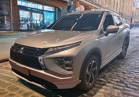 Mitsubishi Eclipse Cross Plus Select Black Hybrid 4WD