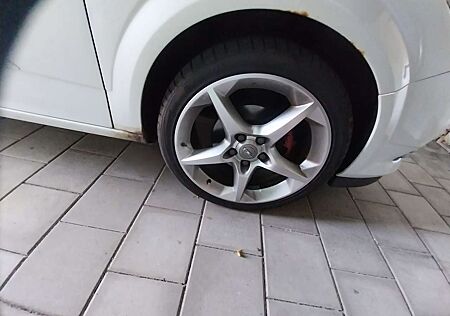 Opel Astra Sport