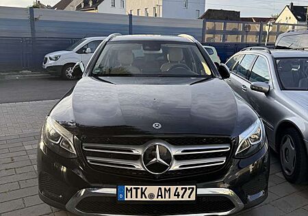 Mercedes-Benz GLC 250 d 4Matic 9G-TRONIC