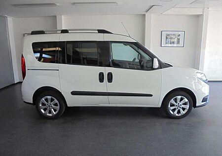 Fiat Doblo 1.4 T-Jet 5 Sitze WR+SR TÜV neu