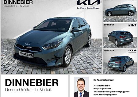 Kia Cee'd Ceed / CEED 1.5T Vision Navi+Kamera+SHZ+Klimaautom.