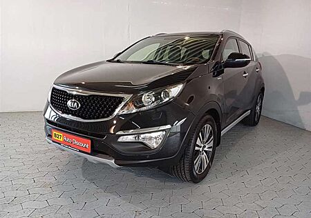 Kia Sportage 2.0 Spirit 4WD XENON+AHK+SHZ