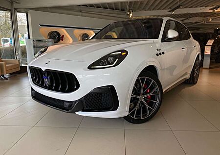 Maserati Grecale V6 Trofeo 4WD *-IN*