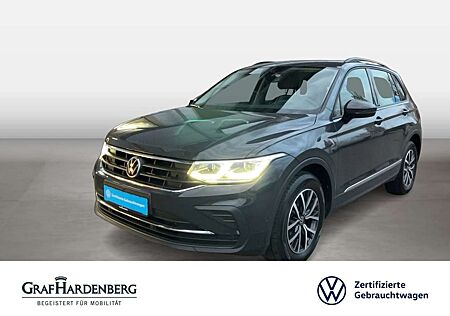 VW Tiguan Volkswagen Life TDI DSG NaviPro AHK MatrixLED