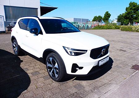 Volvo XC 40 XC40 B4 Plus Dark 2WD