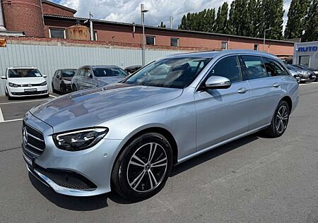 Mercedes-Benz E 220 d*NAVI*RFK*LED*TLEDER*NETTO!!!