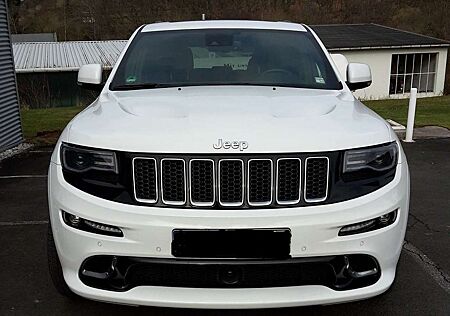 Jeep Grand Cherokee SRT