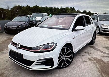 VW Golf Volkswagen VII Lim. GTI Performance BMT/Start-Stopp