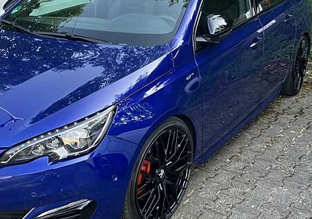 Peugeot 308 SW BlueHDi 180 EAT6 GT