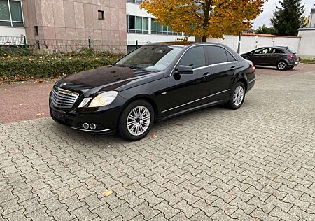 Mercedes-Benz E 220 CDI ELEGANCE/LED/Sitzheizung