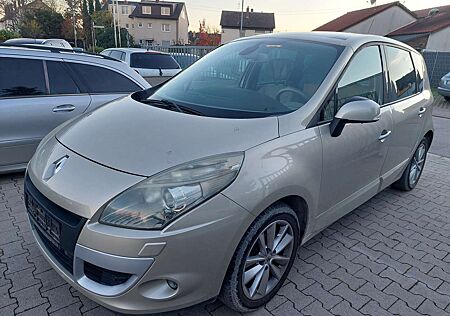 Renault Scenic 1.416V HU & AU Neu!