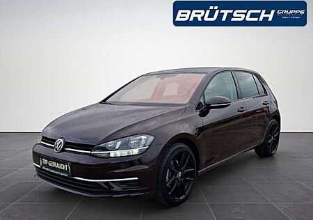 VW Golf gebraucht kaufen VW Golf Volkswagen VII 1.6 TDI Comfortline NAVI / LEDER / STANDHEIZUN