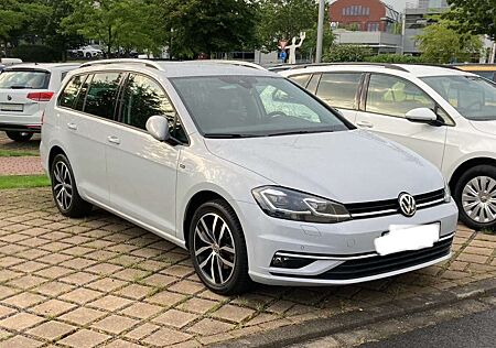 VW Golf Variant Volkswagen 1.6 TDI Join