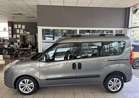 Opel Combo 1.6CDTI Selection 7Sitzer Klima 1.Hand PDC
