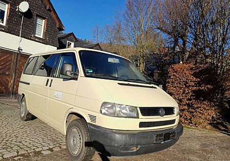 VW T4 Caravelle Volkswagen TDI 7DC2Y2