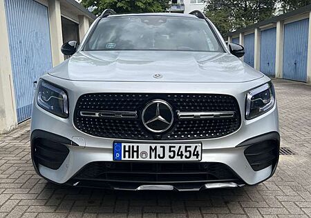 Mercedes-Benz GLB 220 AMG-Line Vollausstattung /Unfallfrei