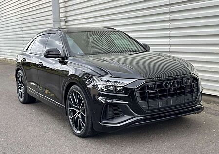 Audi Q8 55 TFSI quattro tiptronic S Line Voll