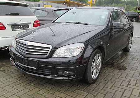 Mercedes-Benz C 180 CGI BlueEfficiency