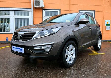 Kia Sportage 2.0CVVT Vision / AUTOM./SHZ/Kamera