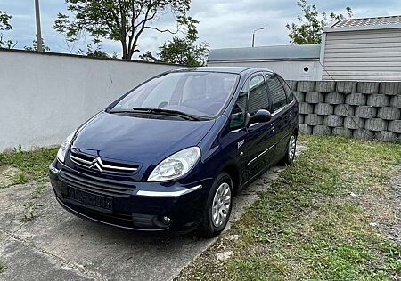 Citroën Xsara Picasso Citroen 2.0 Automatik Exclusive AHK TÜV Inspektion Neu