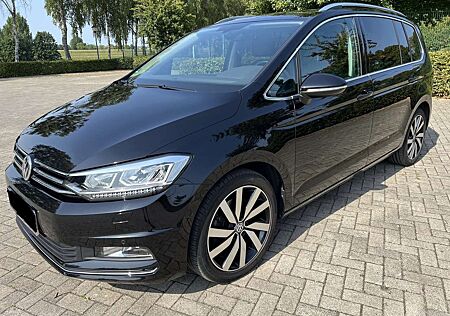 VW Touran Volkswagen 2.0 TDI SCR (BlueMotion Technology) DSG Highline