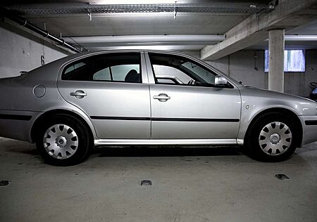 Skoda Octavia 1.6 Ambiente