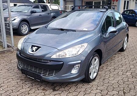 Peugeot 308 / Panorama / Klimaanlage /