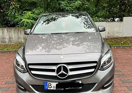 Mercedes-Benz B 200 7G-DCT Urban