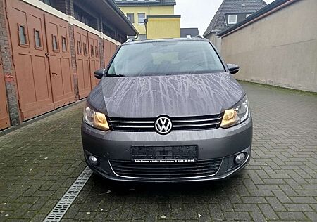 VW Touran Volkswagen Life BMT"7Sitzer"Automatik"Panorama"8xAlu