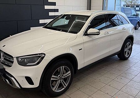 Mercedes-Benz GLC 300 e 4Matic 9G-TRONIC