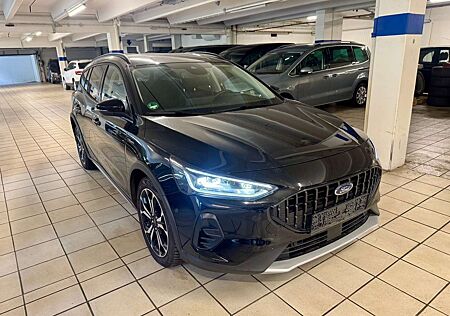Ford Focus Active X DSG, Navigation, Matrix LED